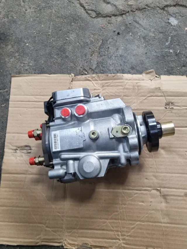 Bomba inyectora Nissan Almera  0470504028