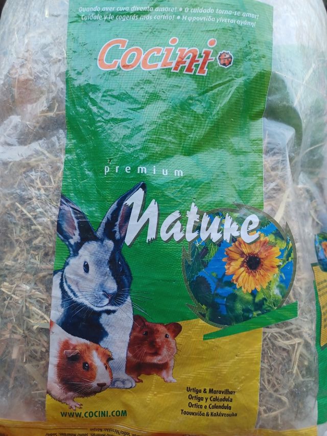 Comederos y heno roedores