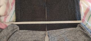 Sudadera Quicksilver gris y negra vintage