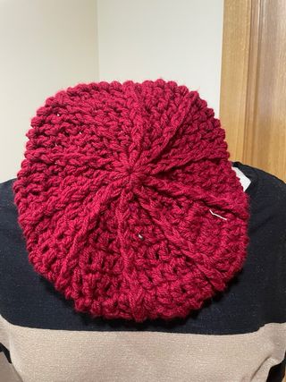 Boinas de lana - rosa y roja