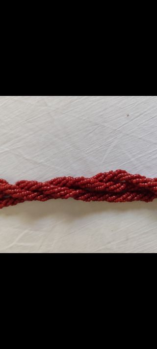 Collar / gargantilla /choker, trenzada color rojo.