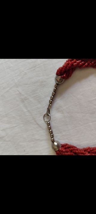 Collar / gargantilla /choker, trenzada color rojo.