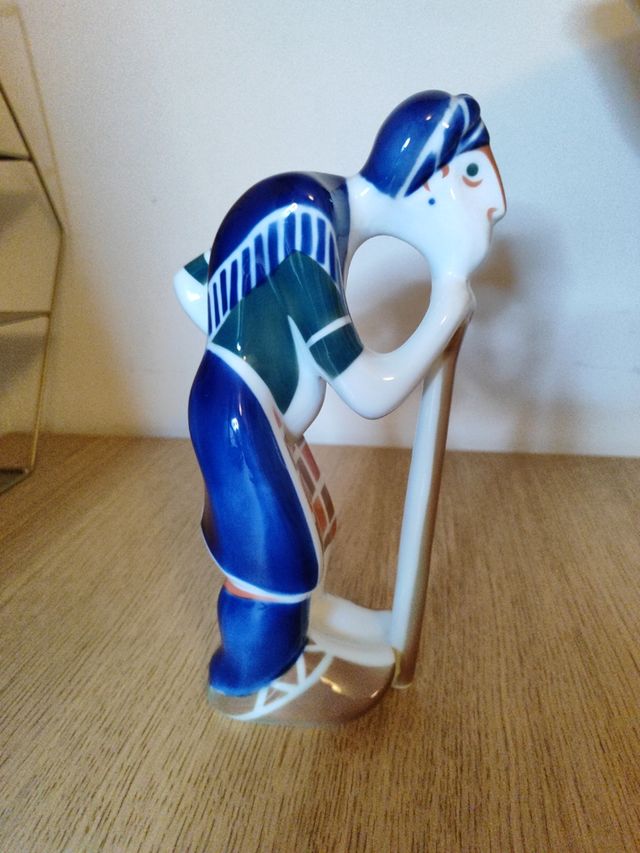 Labrega de Sargadelos, sin caja, € no negociable.