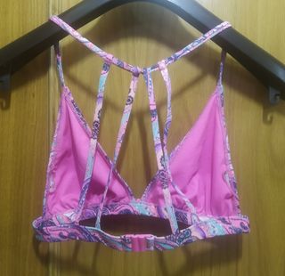 Bikini top + falda cubrebikini t-S