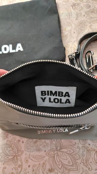 Bolso BIMBA Y LOLA tipo bandolera a estrenar