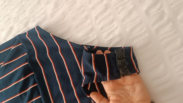 Body rayas azul marino-rojo