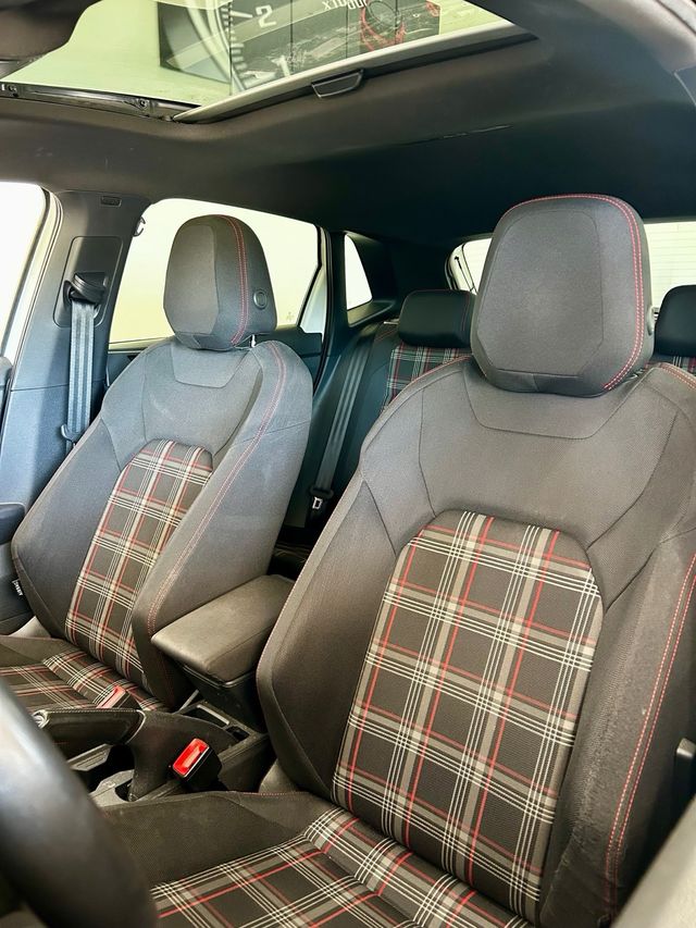 Volkswagen Polo GTI DSG6 200CV