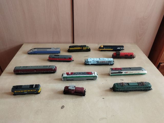 10 Miniaturas locomotoras estáticas  escala n