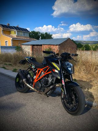 KTM Superduke 1290 R (2017)