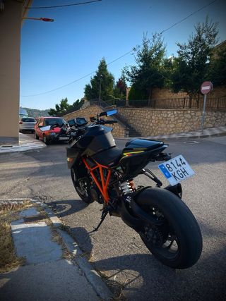 KTM Superduke 1290 R (2017)