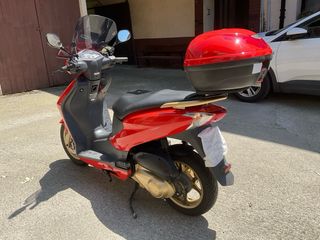 Honda Dylan 125cc - Roja - 2007