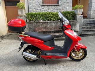 Honda Dylan 125cc - Roja - 2007