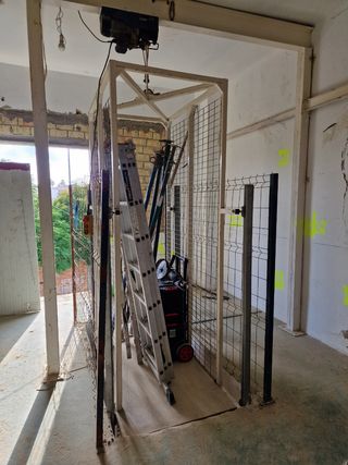 Montacargas 1000kg - Elevador Industrial