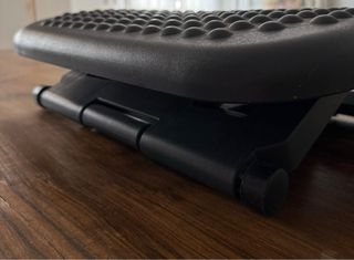 Reposapiés oficina - Gris