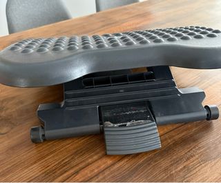 Reposapiés oficina - Gris