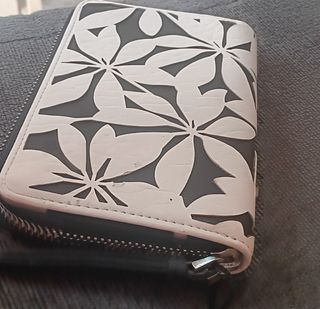 Monedero Desigual - Flores Blanco/Negro