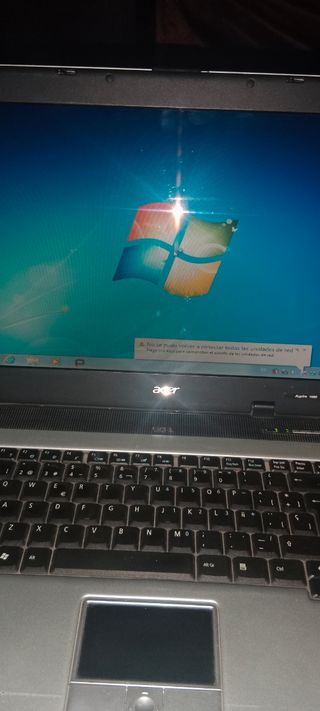 Portátil Acer plateado