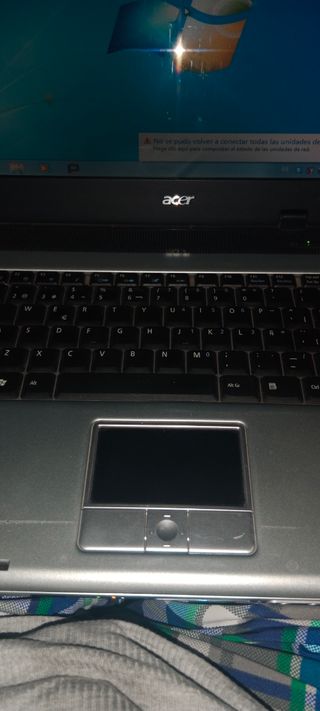 Portátil Acer plateado