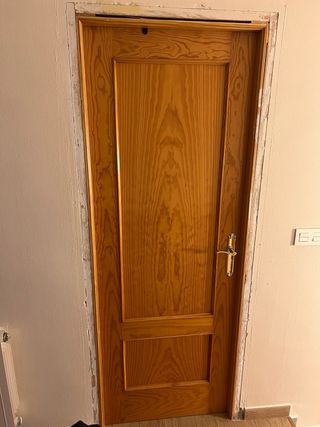 8 Puertas Pino Tea Miel