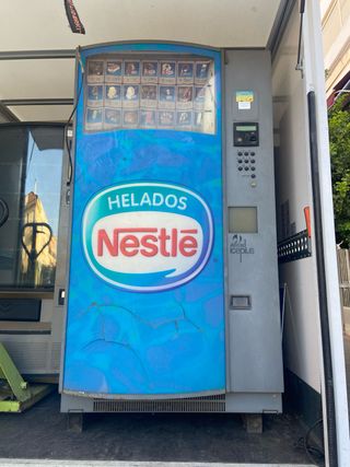 Máquina Vending Helados Nestlé