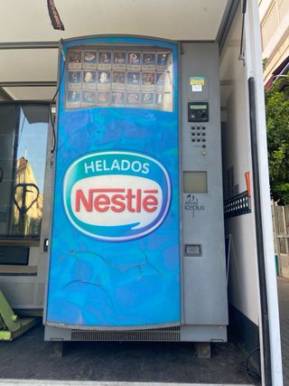Máquina Vending Helados Nestlé