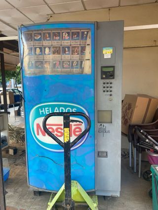 Máquina Vending Helados Nestlé