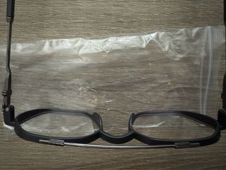 Óculos de sol pretos