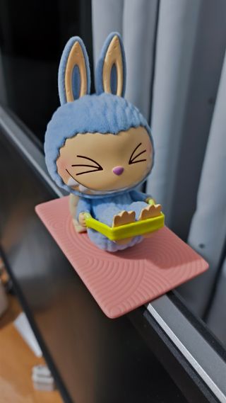 THE MONSTERS Lazy Yoga SeriesFigura LABUBU POPMART