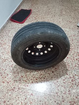 Neumático 185/65 R15 + llanta