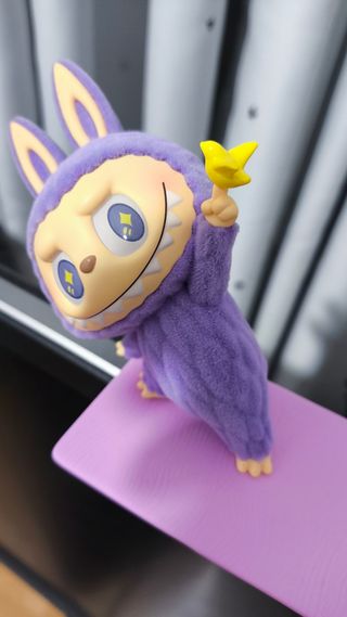 THE MONSTERS Lazy Yoga SeriesFigura LABUBU POPMART