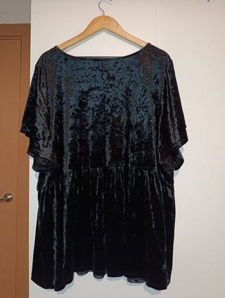 Blusa terciopelo Torrid 5XL