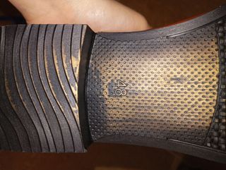 Zapatos marrones traje con cordones 