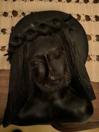 Figura de Jesus em Madeira