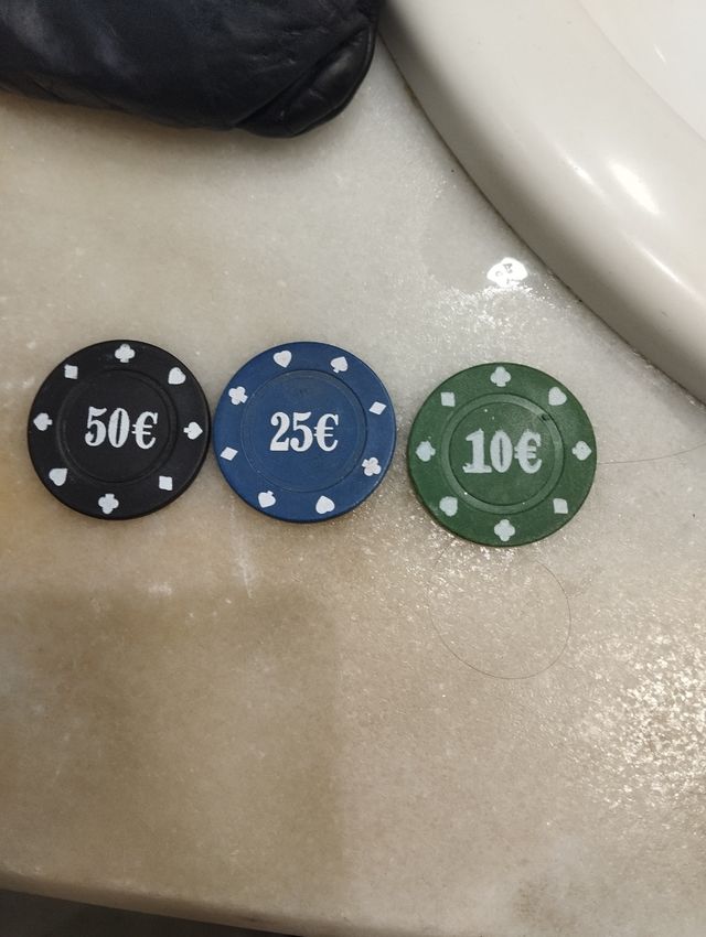 Fichas póker 100€50+50€25+25+25+25+25€10€>5+5€355€