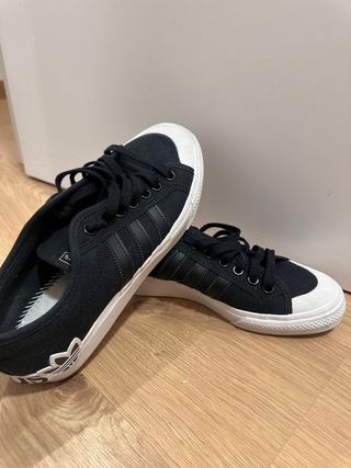 Zapatillas Adidas negras original 