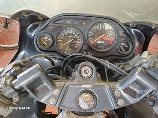 Kawasaki ZZR 600cc - Moto en buen estado