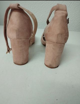 Zapatos tacón medio rosa