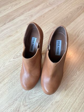 Botins Steve Madden Castanho