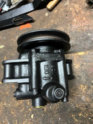 Bomba dirección Land Rover Santana Bendix
