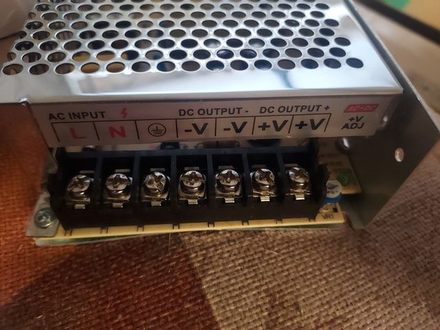 Fuente Alimentacion 12 V 10 A NUEVO 