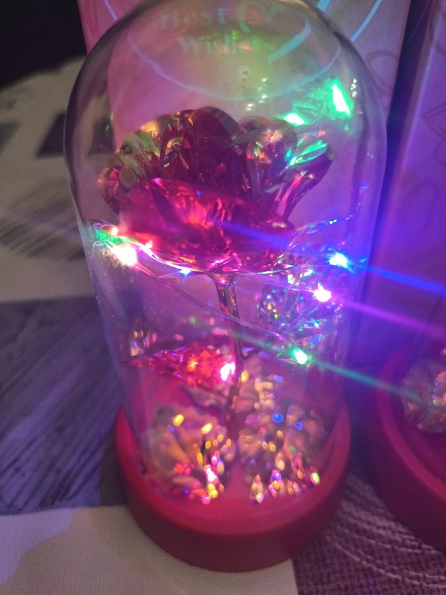 2 Rosas Doradas LED - Decoración