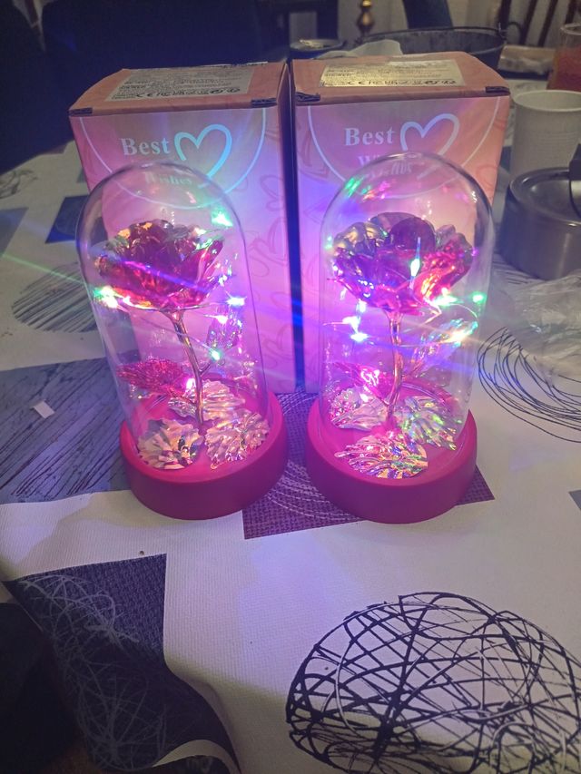 2 Rosas Doradas LED - Decoración