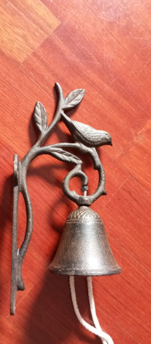 Campana Pared Hierro Fundido