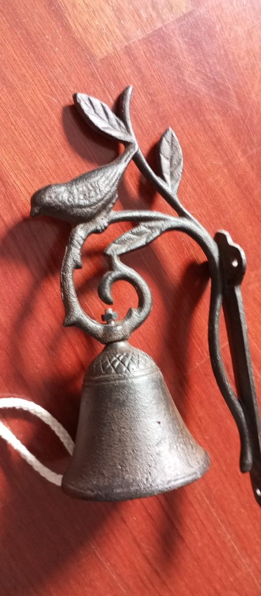 Campana Pared Hierro Fundido