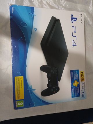 PS4 (PlayStation 4) - 3 mandos, 2 juegos
