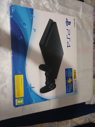 PS4 (PlayStation 4) - 3 mandos, 2 juegos