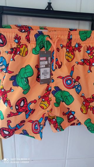 Pantalón corto Marvel