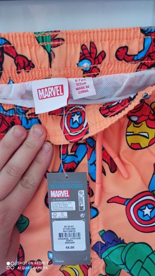 Pantalón corto Marvel