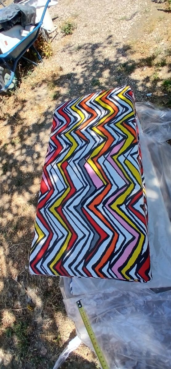 Cojínes comedor caravana Roller aloha estampado