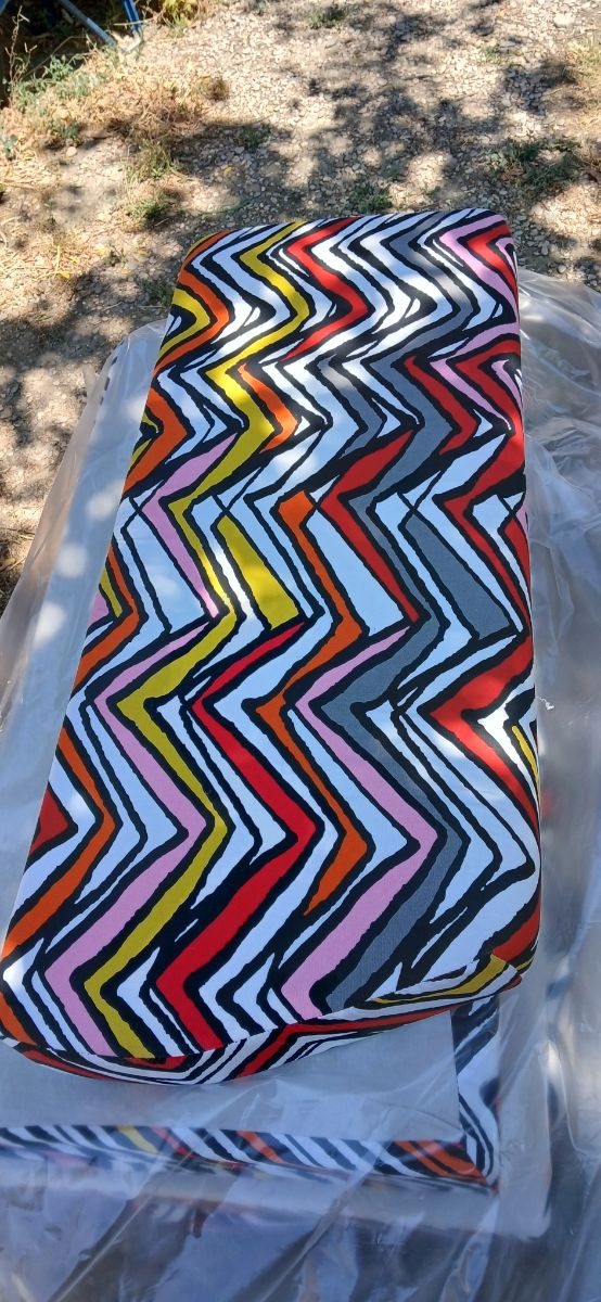 Cojínes comedor caravana Roller aloha estampado